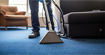 Fully Trained and Insured Local Carpet Cleaning Professionals in Wallingford