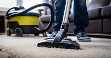 Certified and Insured Carpet Cleaning Services in Henley-in-Arden