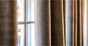 Why Choose Our Curtain Cleaning Services in Tower Hamlets