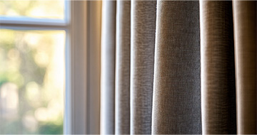 Enjoy Fresher Curtains with Our Expert Curtain Cleaning in Kensington