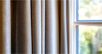 Local Curtain Cleaning Experts You Can Trust