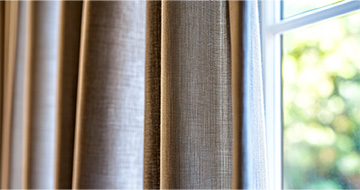 Our Professional Curtain Cleaners in Sutton