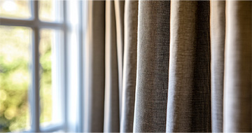 Skilled Curtain Cleaners Serving the Archway Area