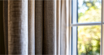 Get Curtains Cleaned the Right Way – Thorough, Safe & Local to Richmond