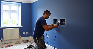 Why Choose Our Electrician Service in Streatham?
