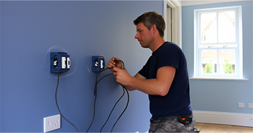 What Benefits Do Our Electricians in Clerkenwell Offer?