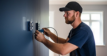 Why Choose Our Electrician Service in Willesden