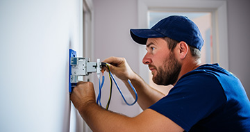 What Are the Benefits of Using Electrician Services in Battersea?