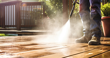 How is Pressure Washing Service Performed East London ?