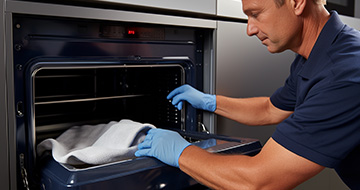 Why the Fantastic Oven Cleaning Service in Roslin is So Preferred