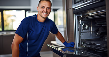 Why Fantastic Services is the Best Choice for Oven Cleaning in Evelyn