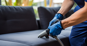 Expert Local Upholstery Cleaning Swindon