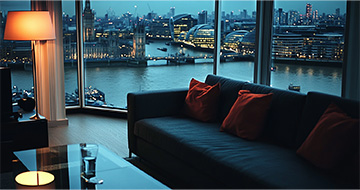 Trained & Insured Sofa Cleaning Experts in Highbury