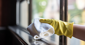 Experience a Sparkling Home with Our Window Cleaning Service in Your Area