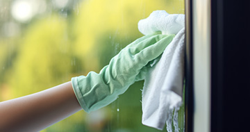 What Makes Our Window Cleaning Services in Holloway Unparalleled?