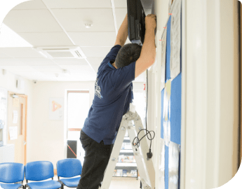 Mouting a tv on a wall