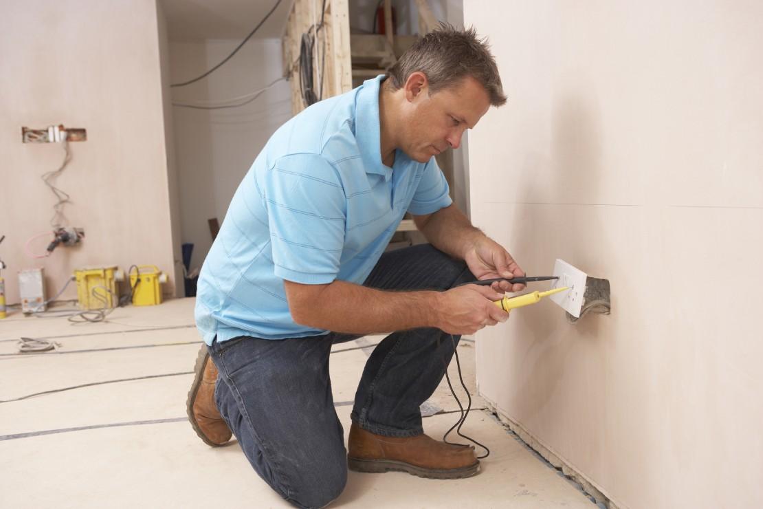 Expert Light Fixture Installation & Repair Fantastic Services