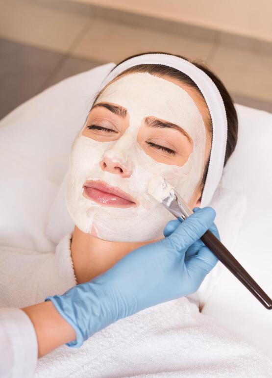 Mobile Facial Treatments in London | Fantastic Services