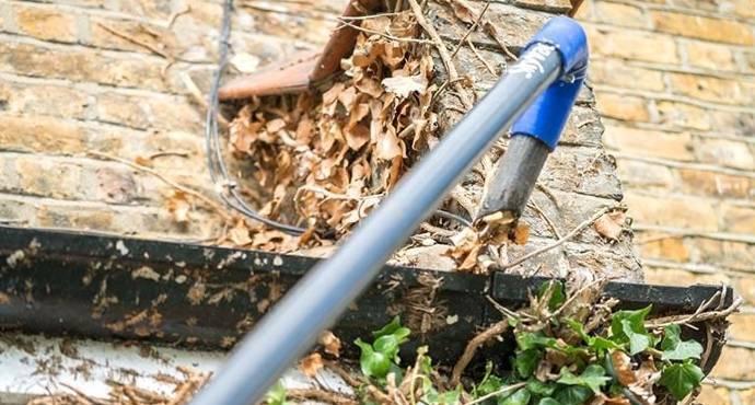 Gutter cleaning services in London